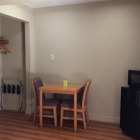 Stratford House Inn And Suites Temple Kamer foto